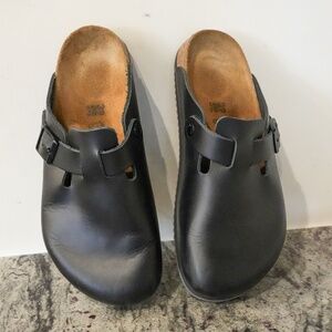 Birkenstock Boston Super Grip Black Leather Clog Size 8/8.5